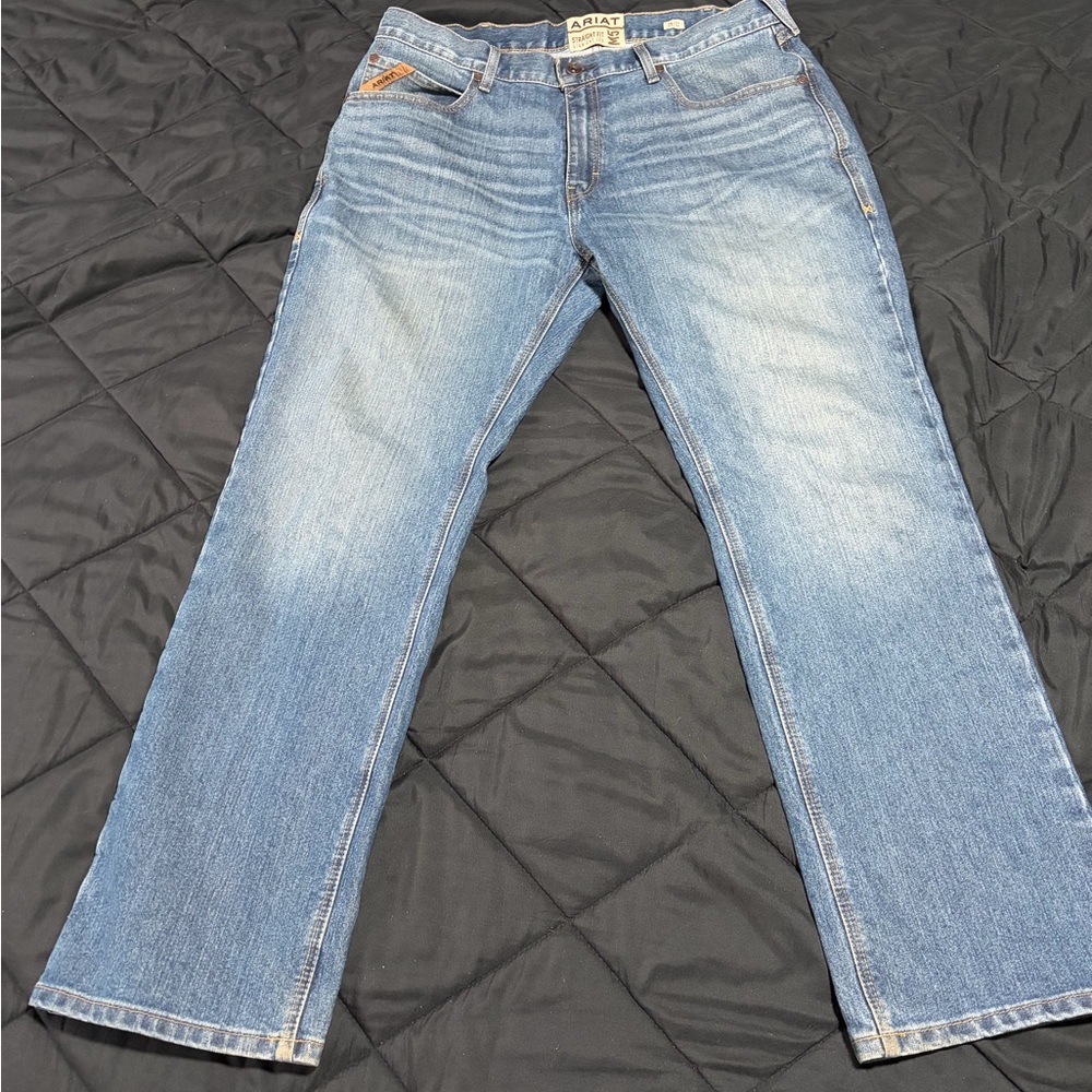 Ariat Men's M5 Straight leg 38/32